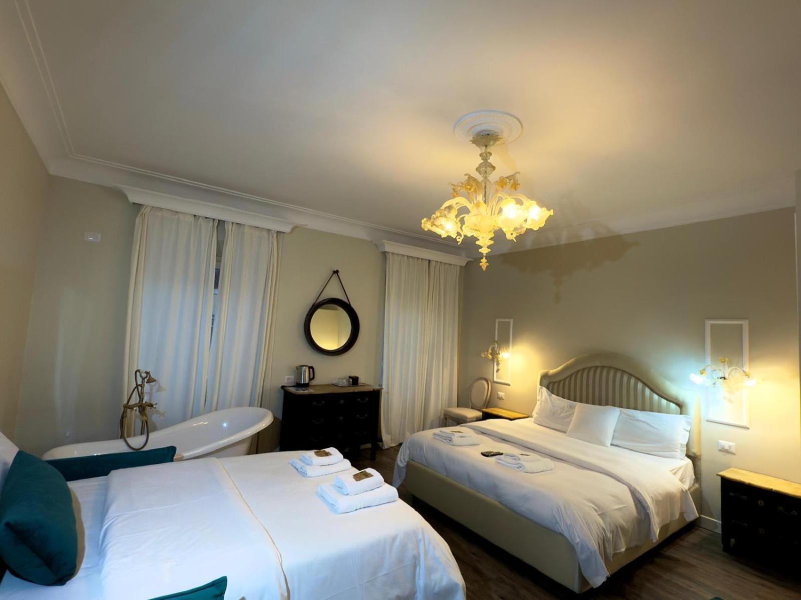 Piazza Di Spagna Luxury Gasthof *