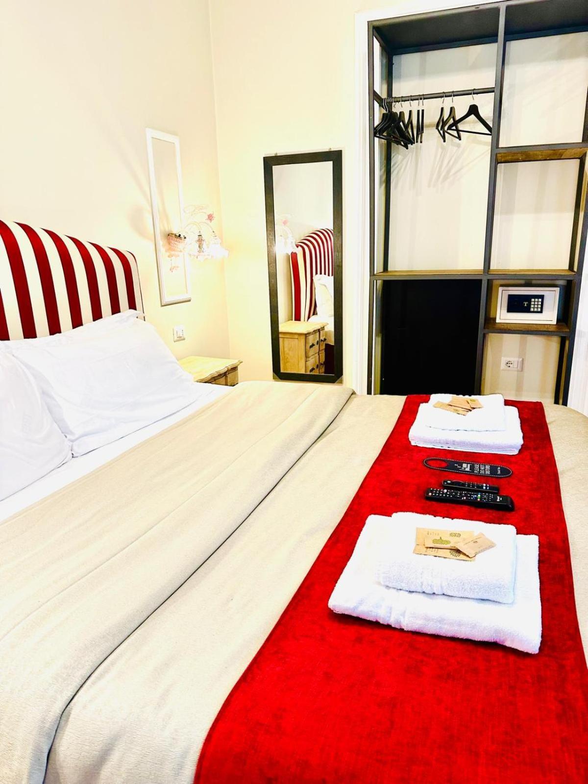 Piazza Di Spagna Luxury Gasthof